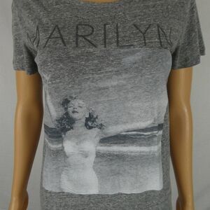 Andre De Dienes Young Marilyn Monroe Photograph Graphic T Shirt Grey Small